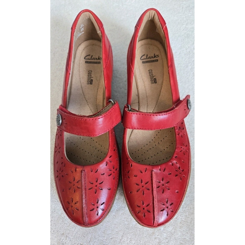 Clark Collection Womans Mary Jane Red Shoes Size 8M